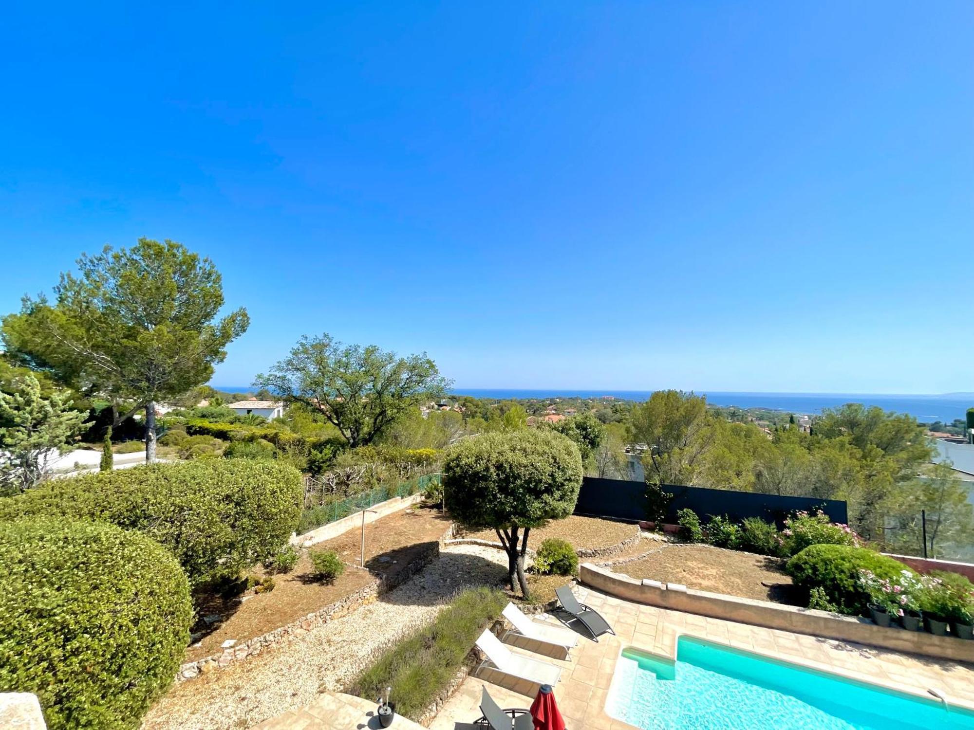 Charming French Riviera Villa // Pool, Seaview, Ac, 9Pax // แซ็งต์-ราฟาเอล ภายนอก รูปภาพ